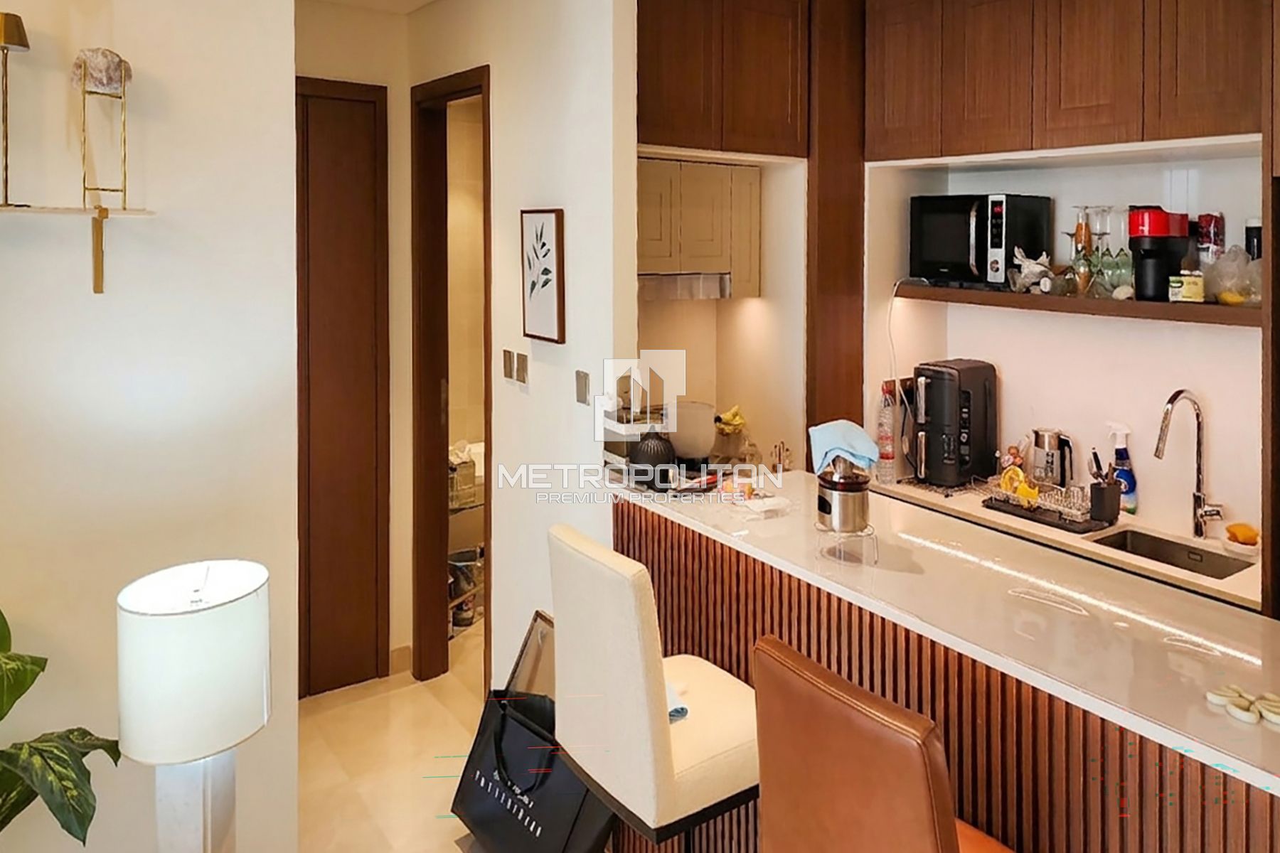 Full Palm Vista | Fully Furnished| Vacant Transfer