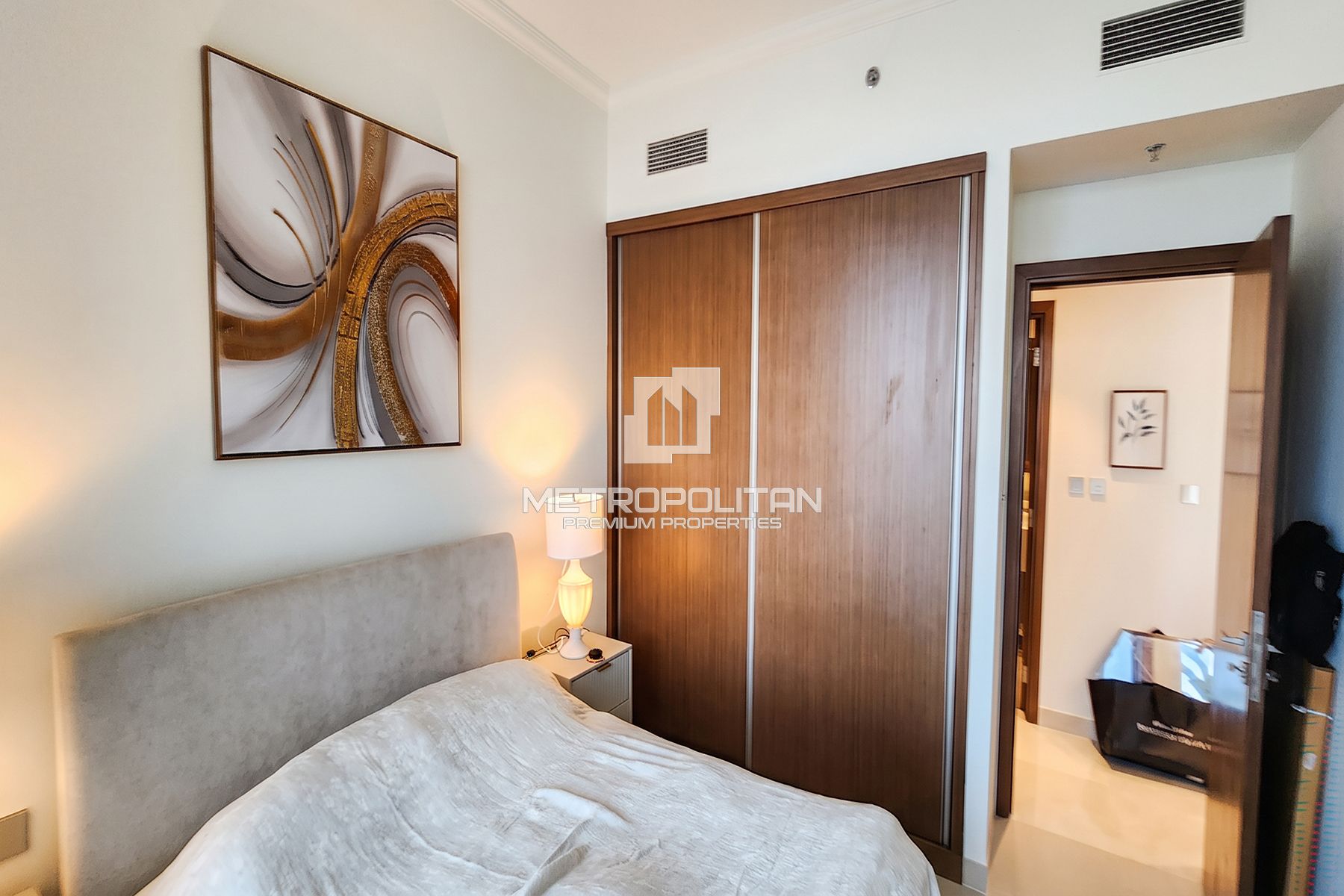 Full Palm Vista | Fully Furnished| Vacant Transfer