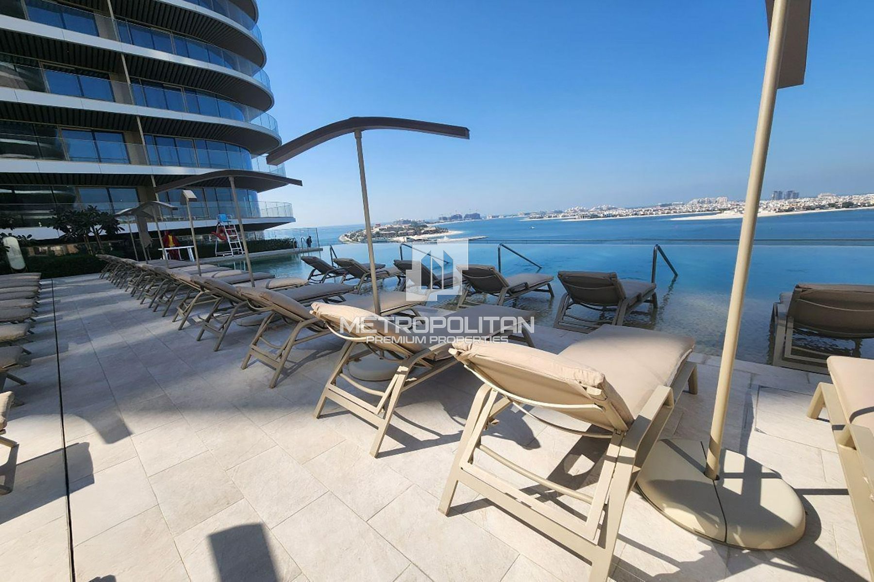 Luxury 2 Bed | Full Sea Views | Prime Location photo-12