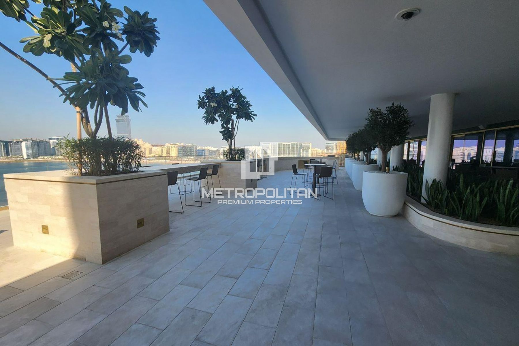 Luxury 2 Bed | Full Sea Views | Prime Location photo-15