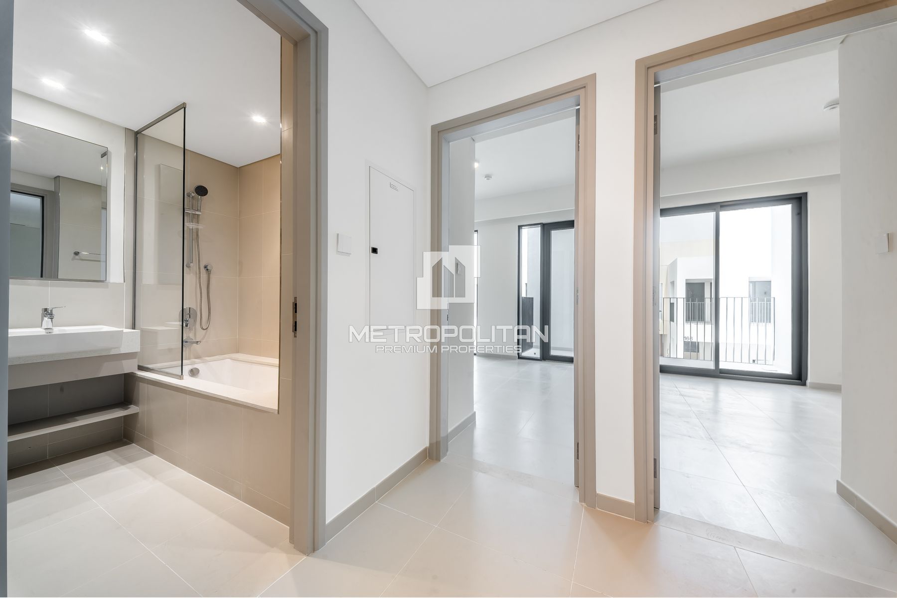 Skylight | Spacious Layout | Prime Location photo-18