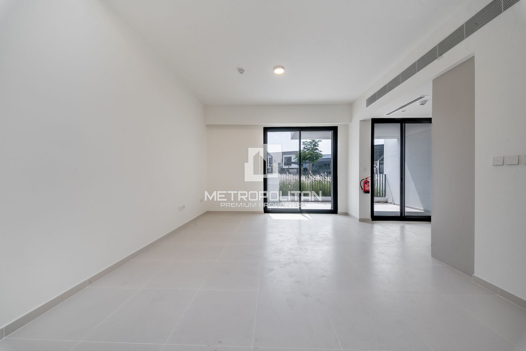 Skylight | Spacious Layout | Prime Location photo-23