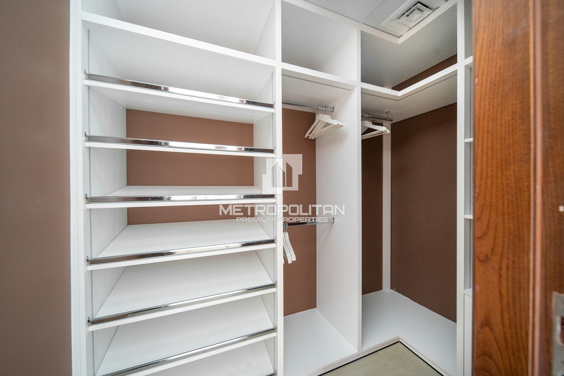 Image - Qamar 3, Al Muhaisnah, Дубай | Project - Апартаменты