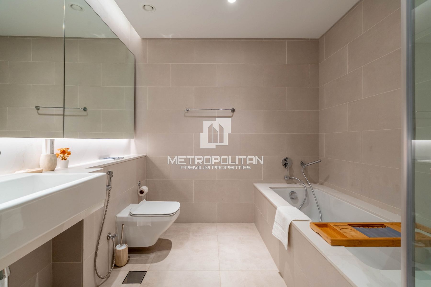 Vacant | Furnished | Park View | Motivated Seller photo-16