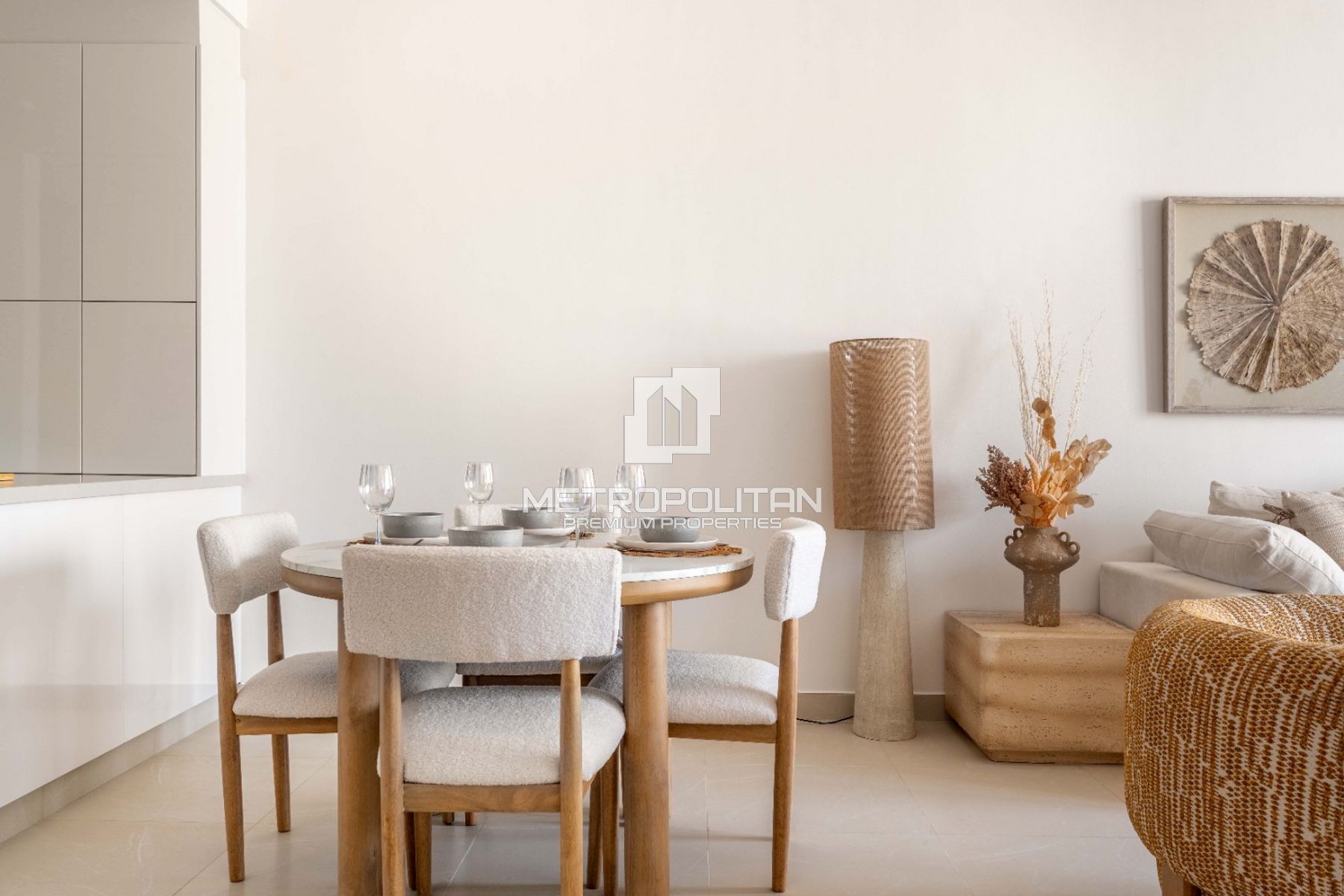 Vacant | Furnished | Park View | Motivated Seller photo-8