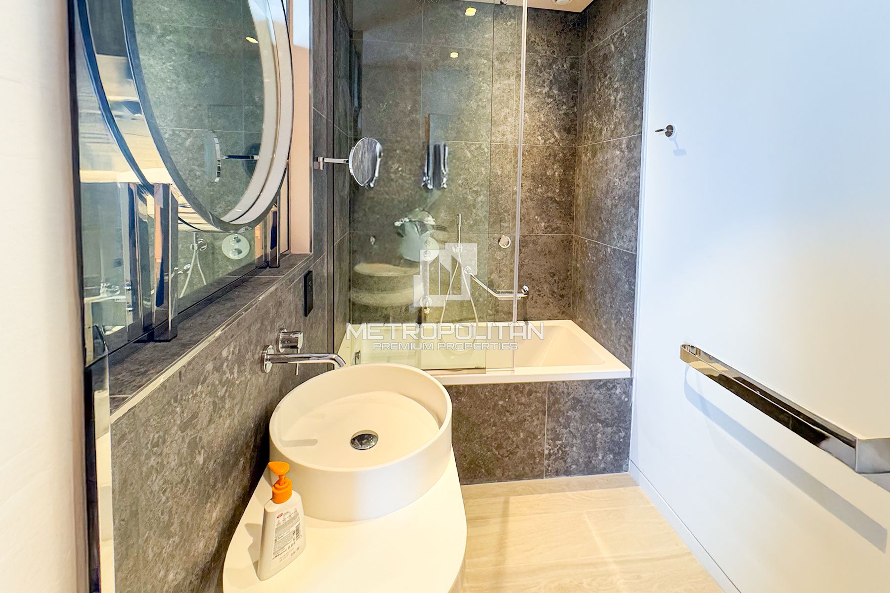 Vacant | Original Price | Burj view | Brand new photo-11