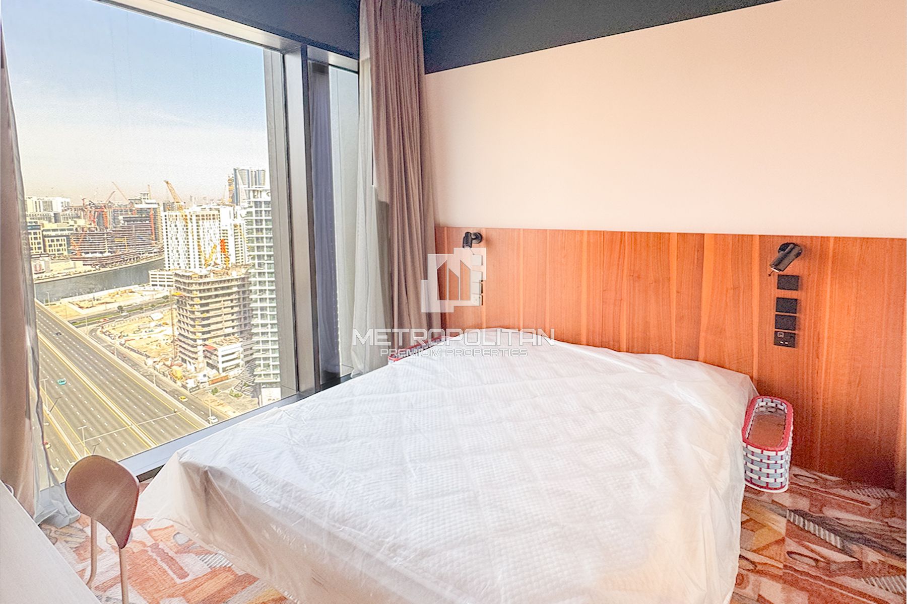 Vacant | Original Price | Burj view | Brand new photo-6