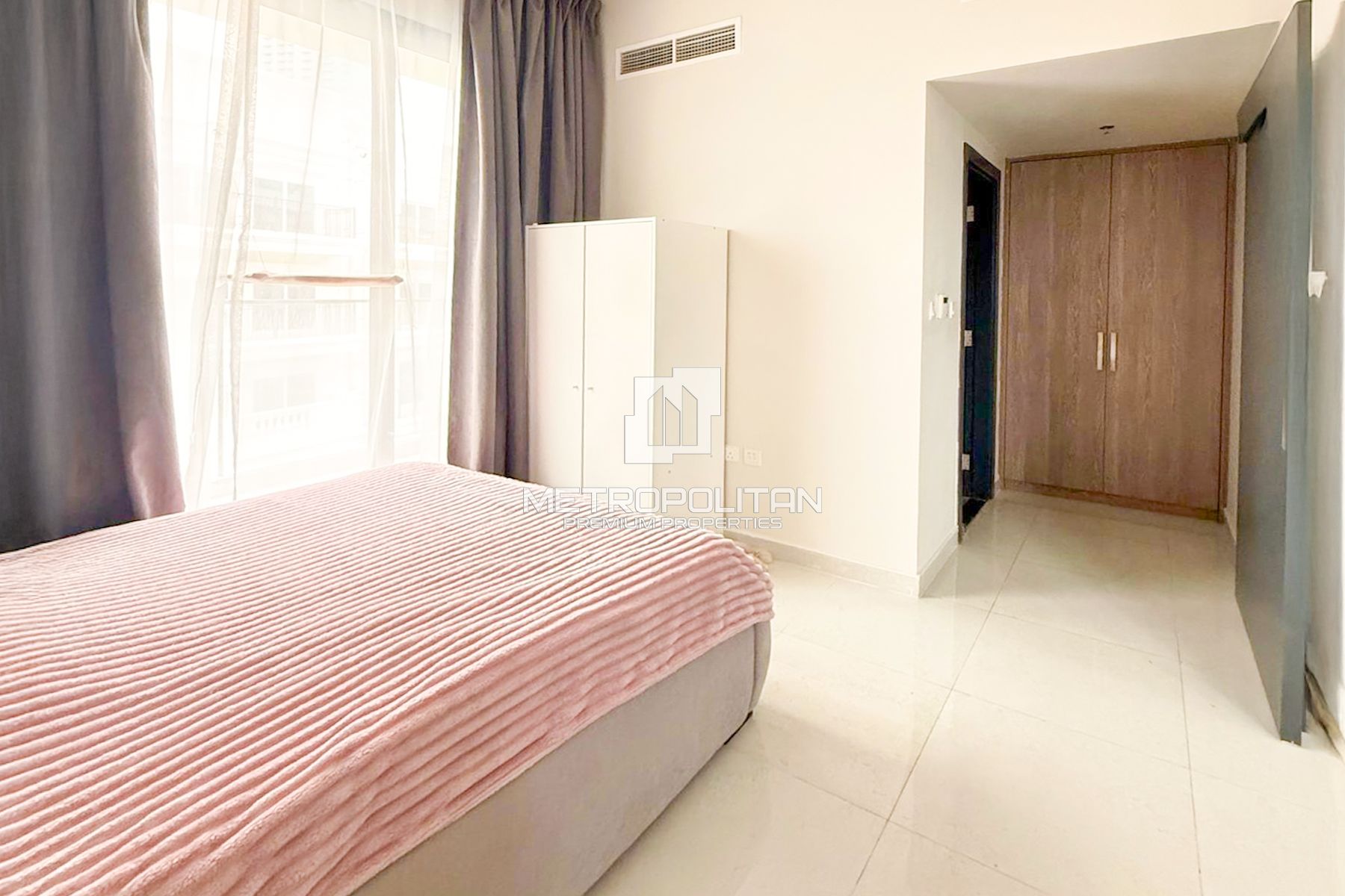 Fully Furnished | Close to Miracle Garden photo-9