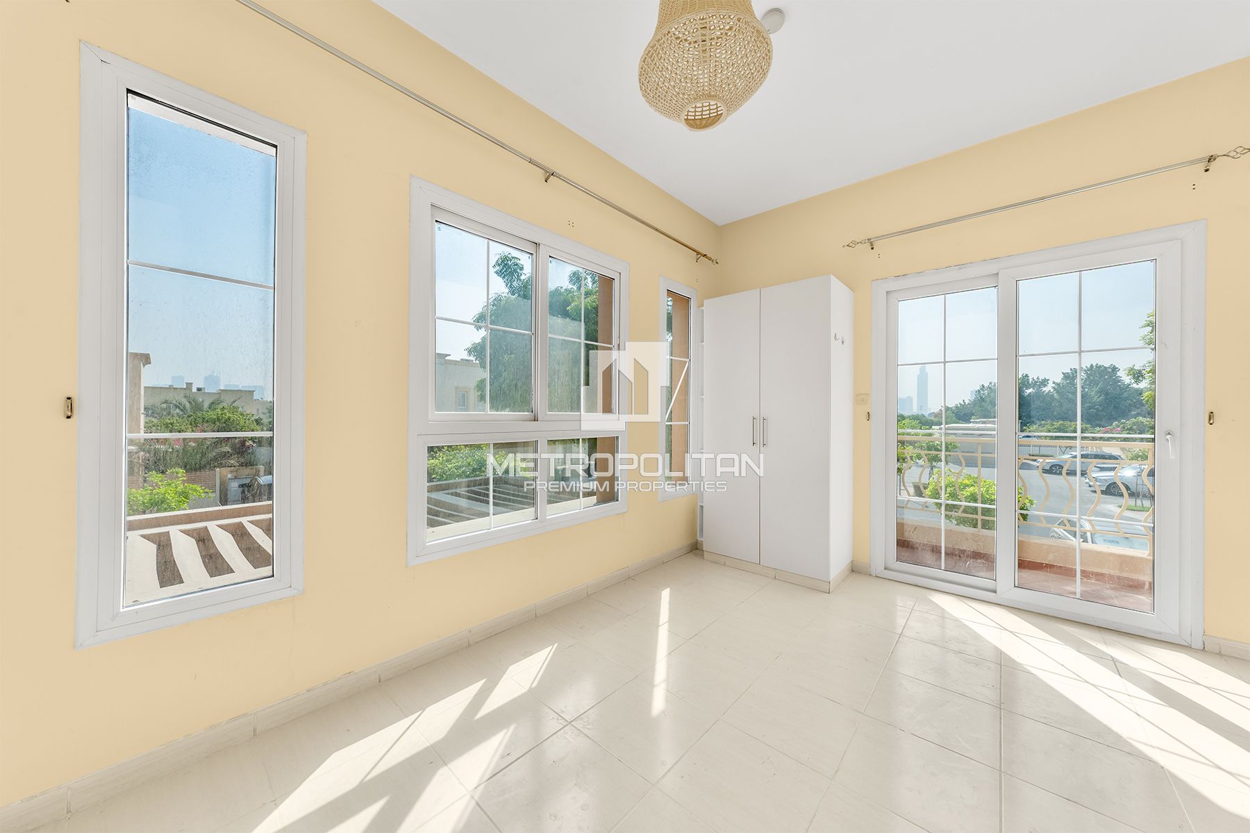 TYPE 4E | AVAILABLE NOW | CORNER | SPACIOUS GARDEN photo-12