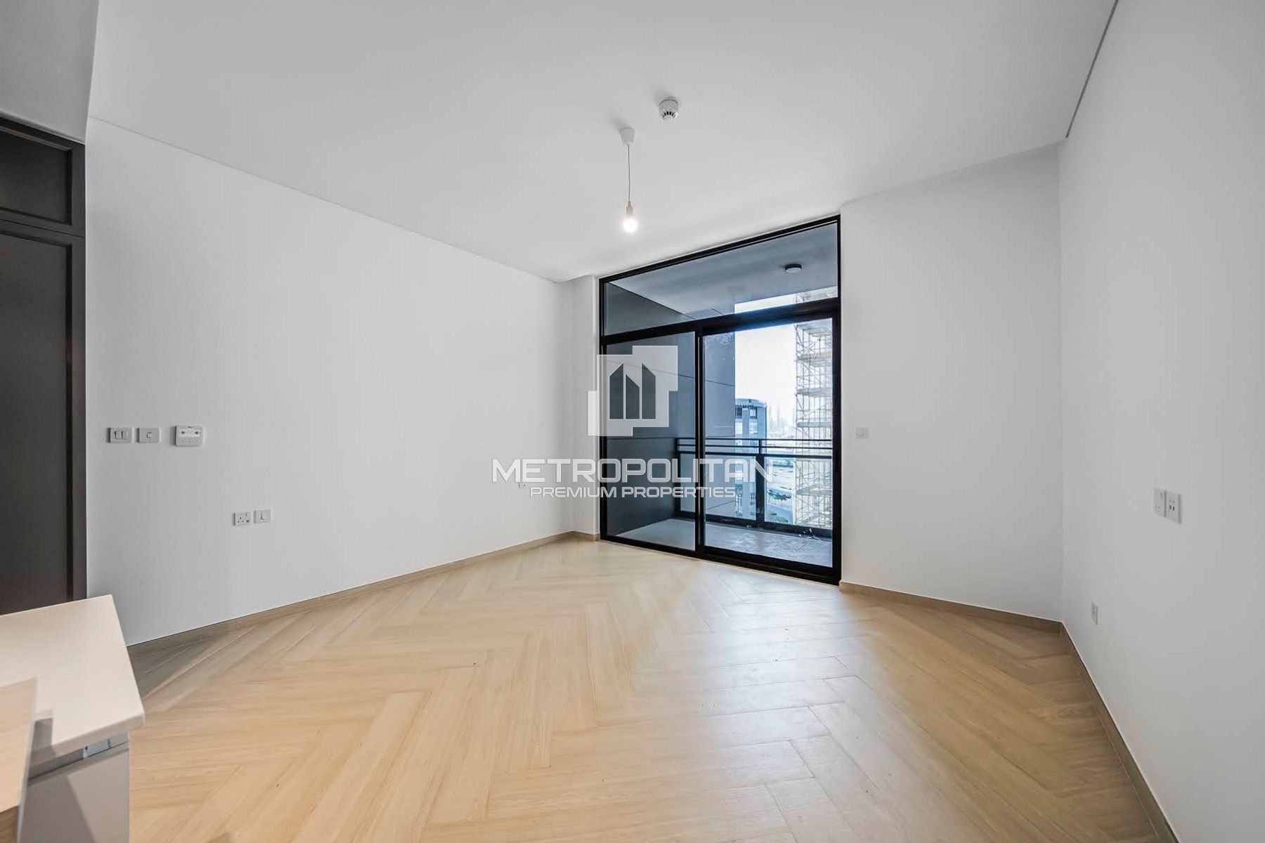 Large Studio | High Quality | Great Investment photo-1