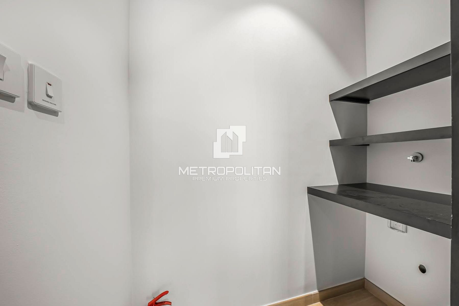 Large Studio | High Quality | Great Investment photo-7