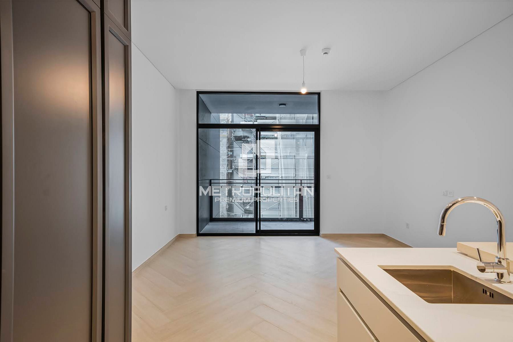 Large Studio | High Quality | Great Investment photo-16