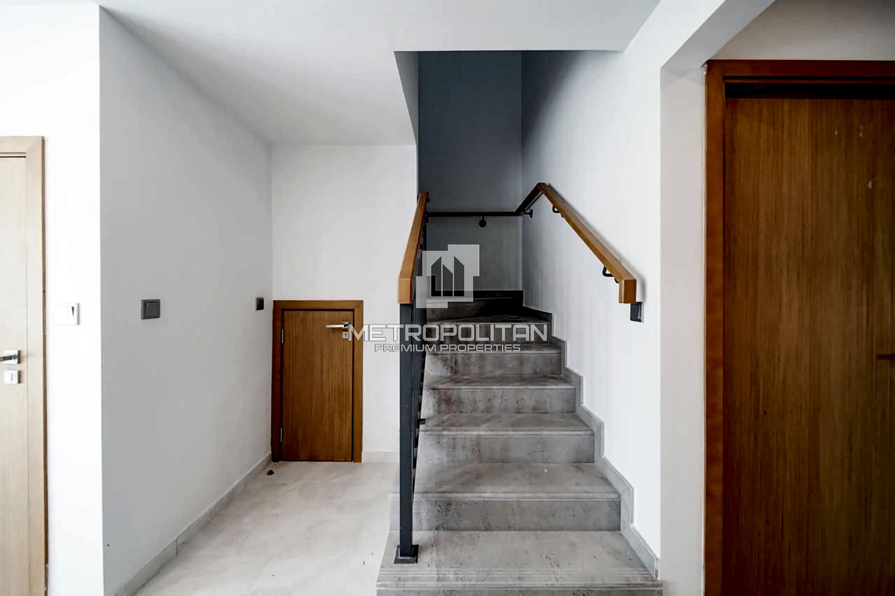 Image - La Rosa, Dubai Land, Dubai | Project - Stadthaus