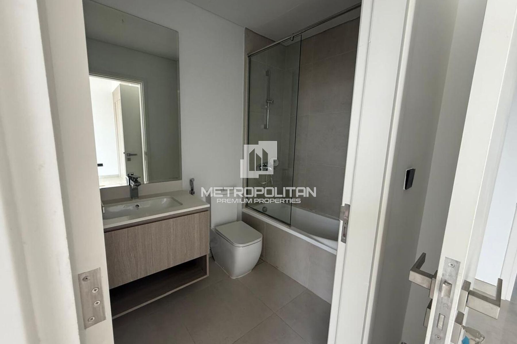 Investor Deal |Prime Falcon Island |Genuine Resale