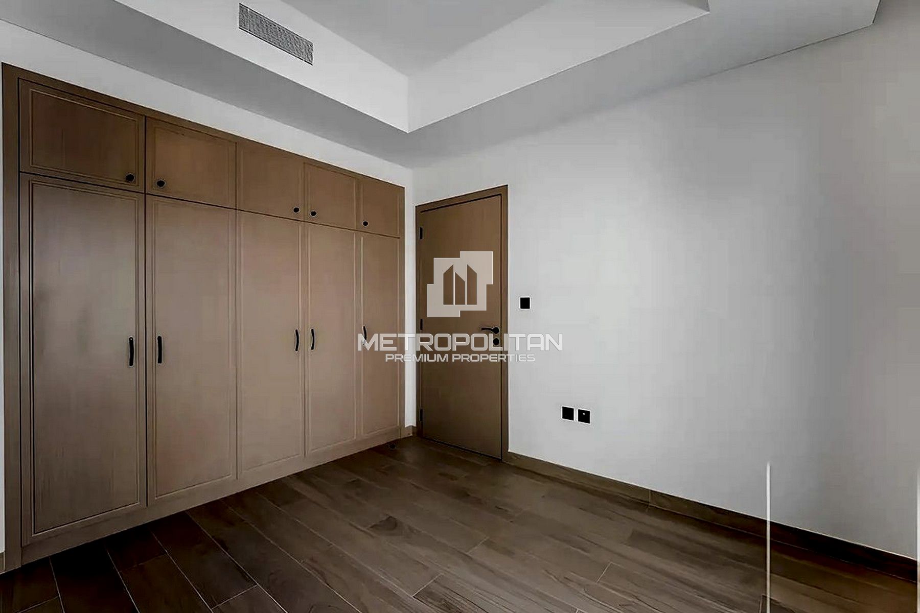 Corner Unit | Brand New | Investors Deal