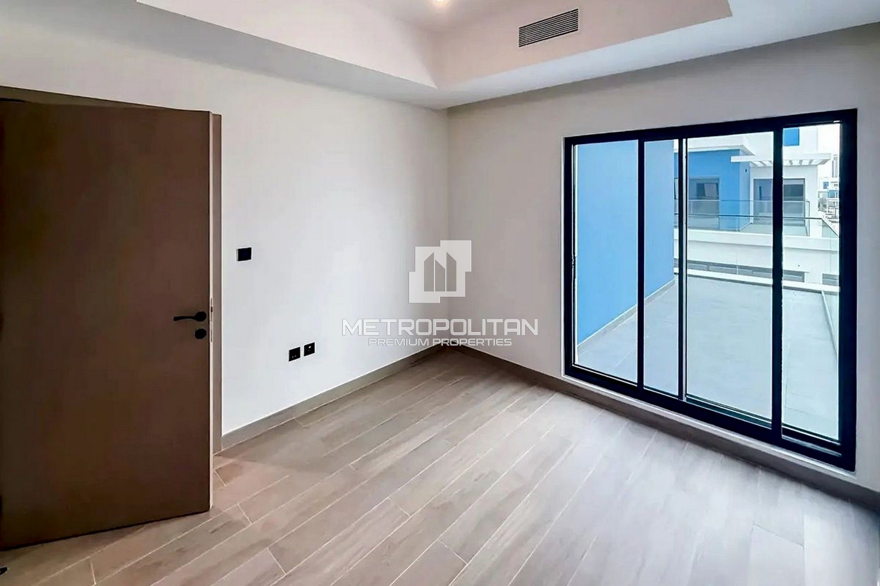 Corner Unit | Brand New | Investors Deal