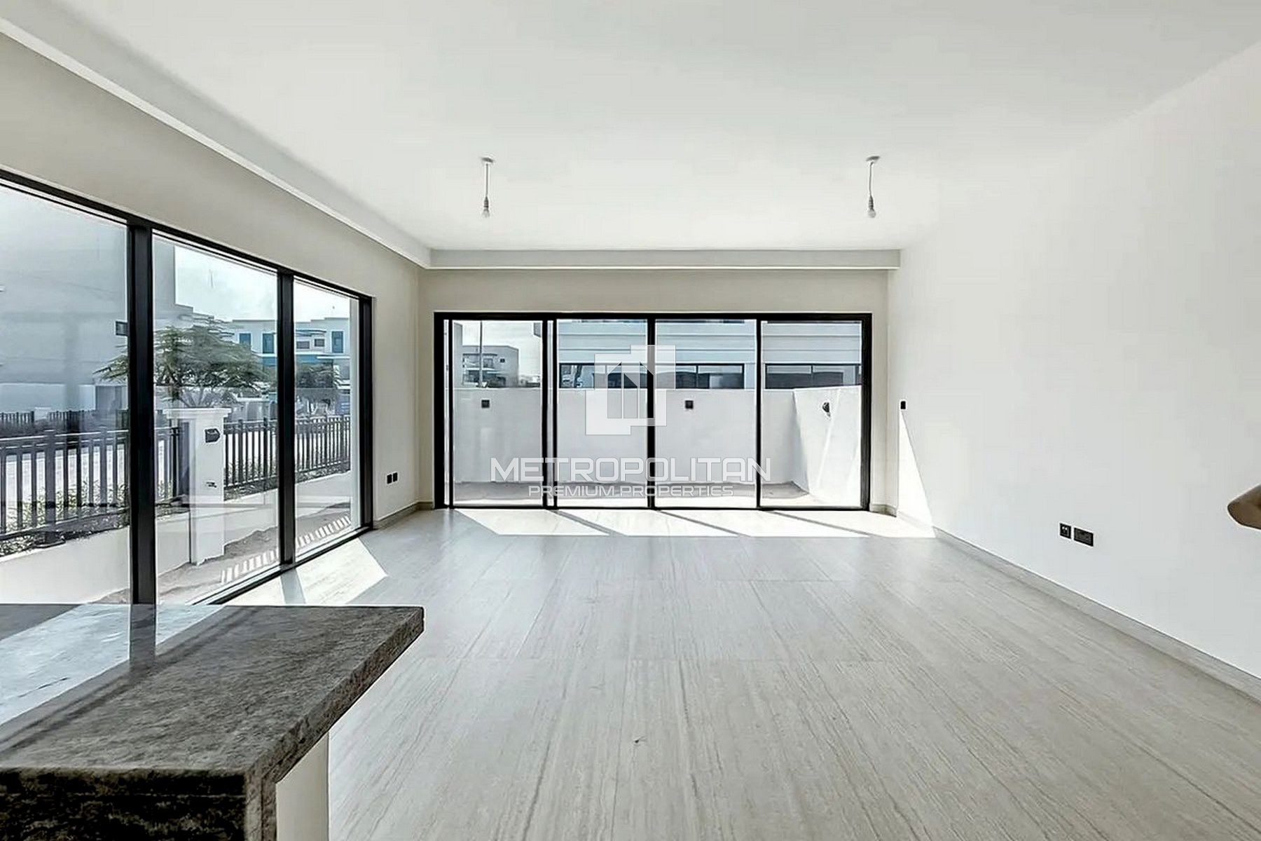 Corner Unit | Brand New | Investors Deal