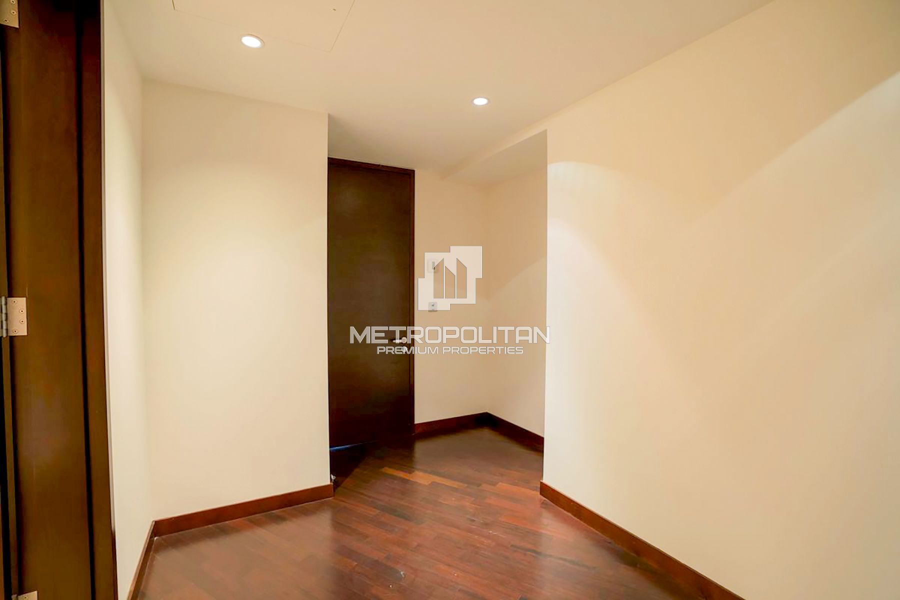 2BR Apartment for Sale in Downtown Dubai – MPS-47386