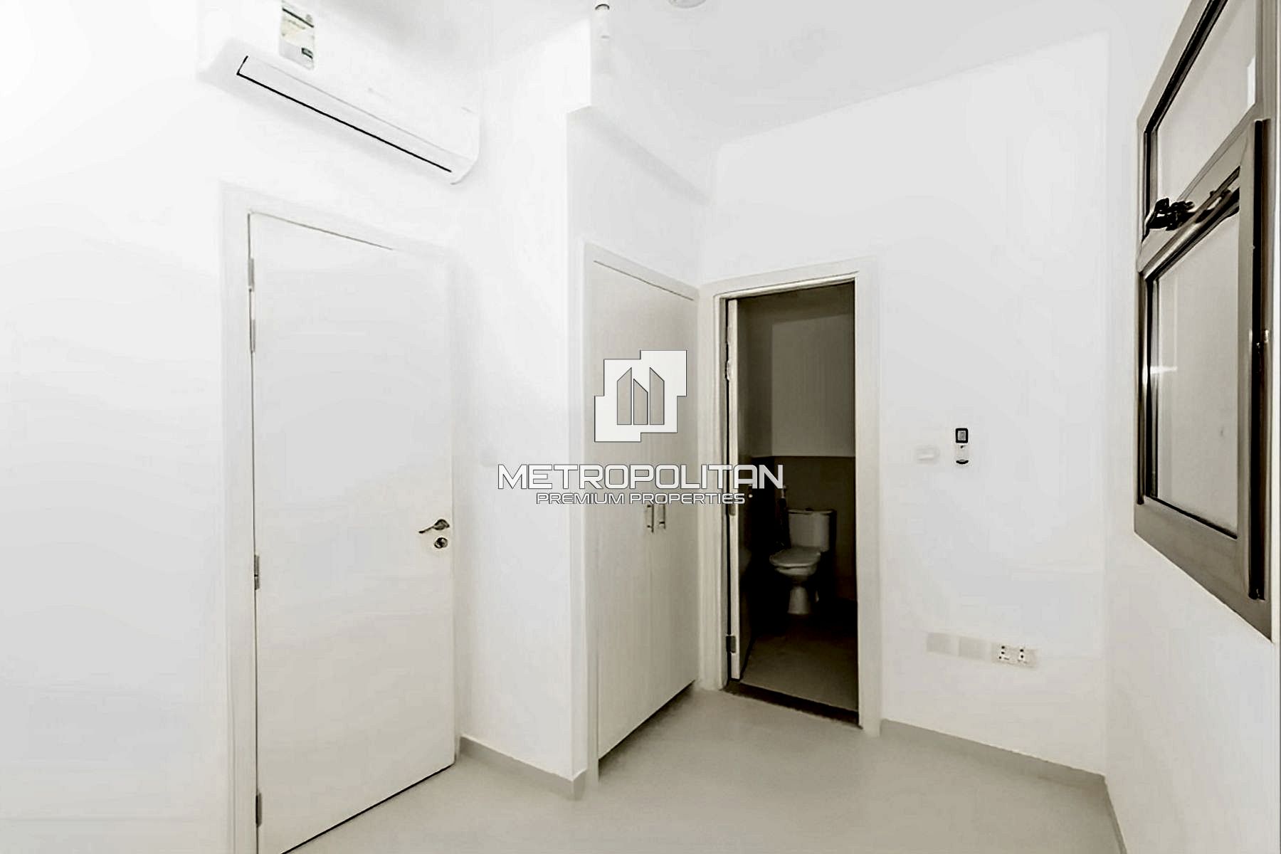 3BR Townhouse for Sale in Town Square – MPS-47398