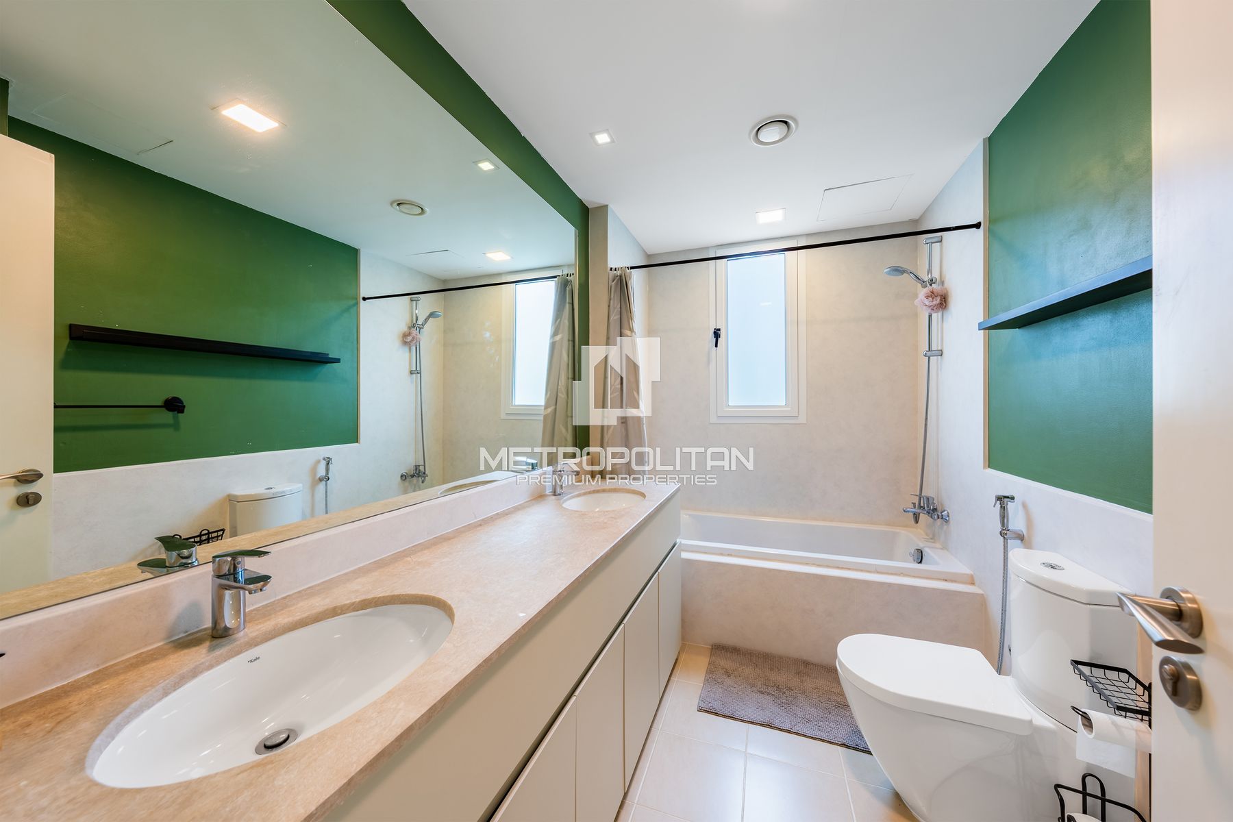 4BR Townhouse for Sale in Town Square – MPS-47403