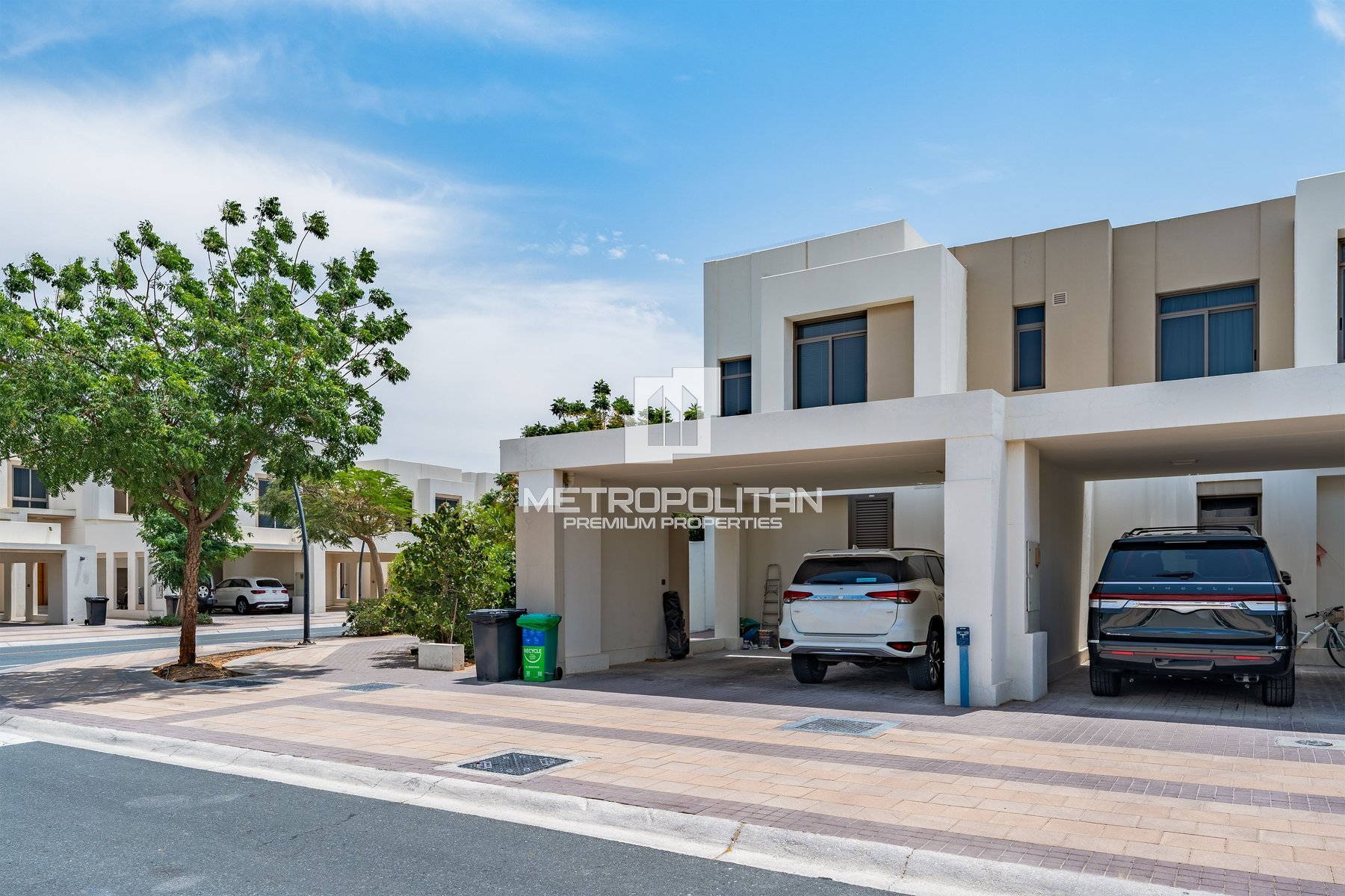 4BR Townhouse for Sale in Town Square – MPS-47403