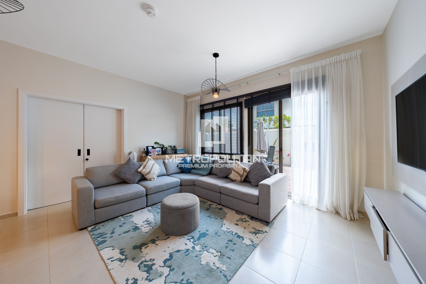 4BR Townhouse for Sale in Town Square – MPS-47403