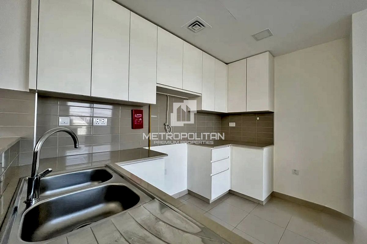 3BR Townhouse for Sale in Town Square – MPS-47436