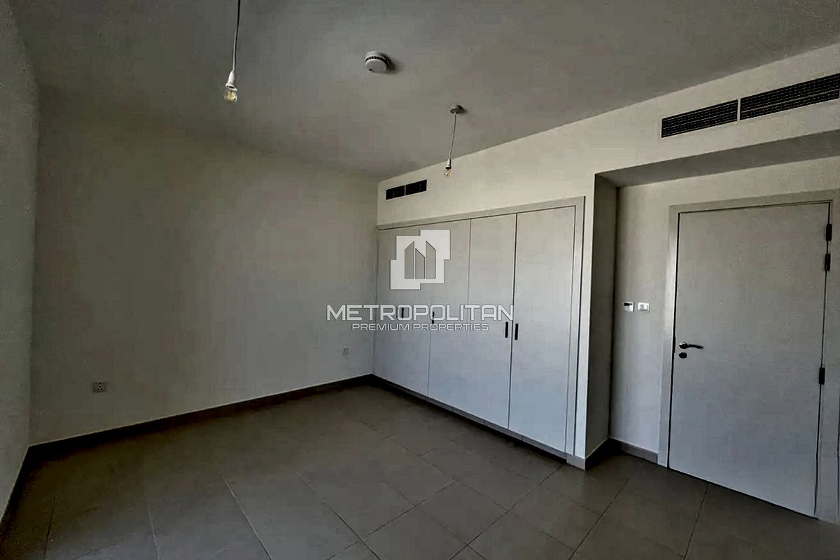 3BR Townhouse for Sale in Town Square – MPS-47436