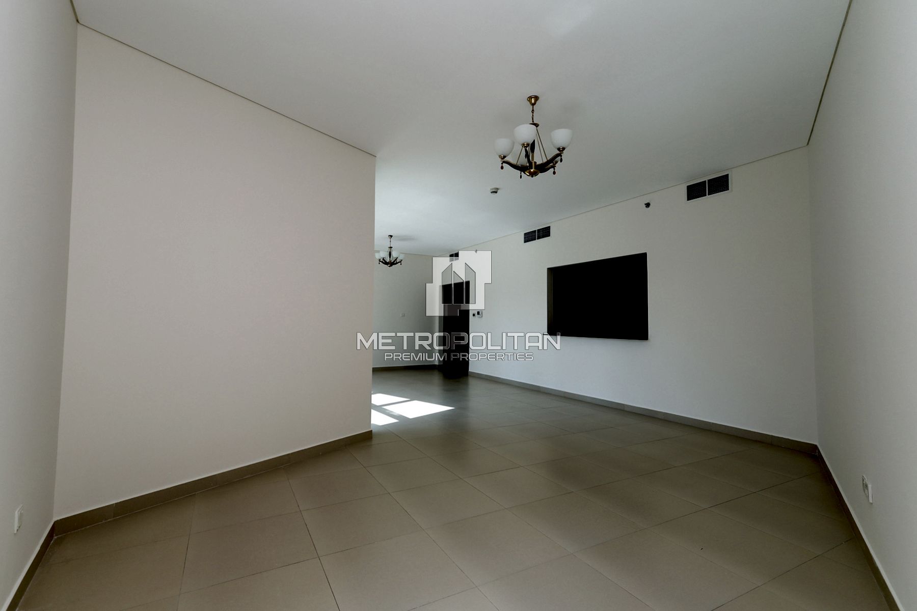 Multiple Options Available | Large Layout