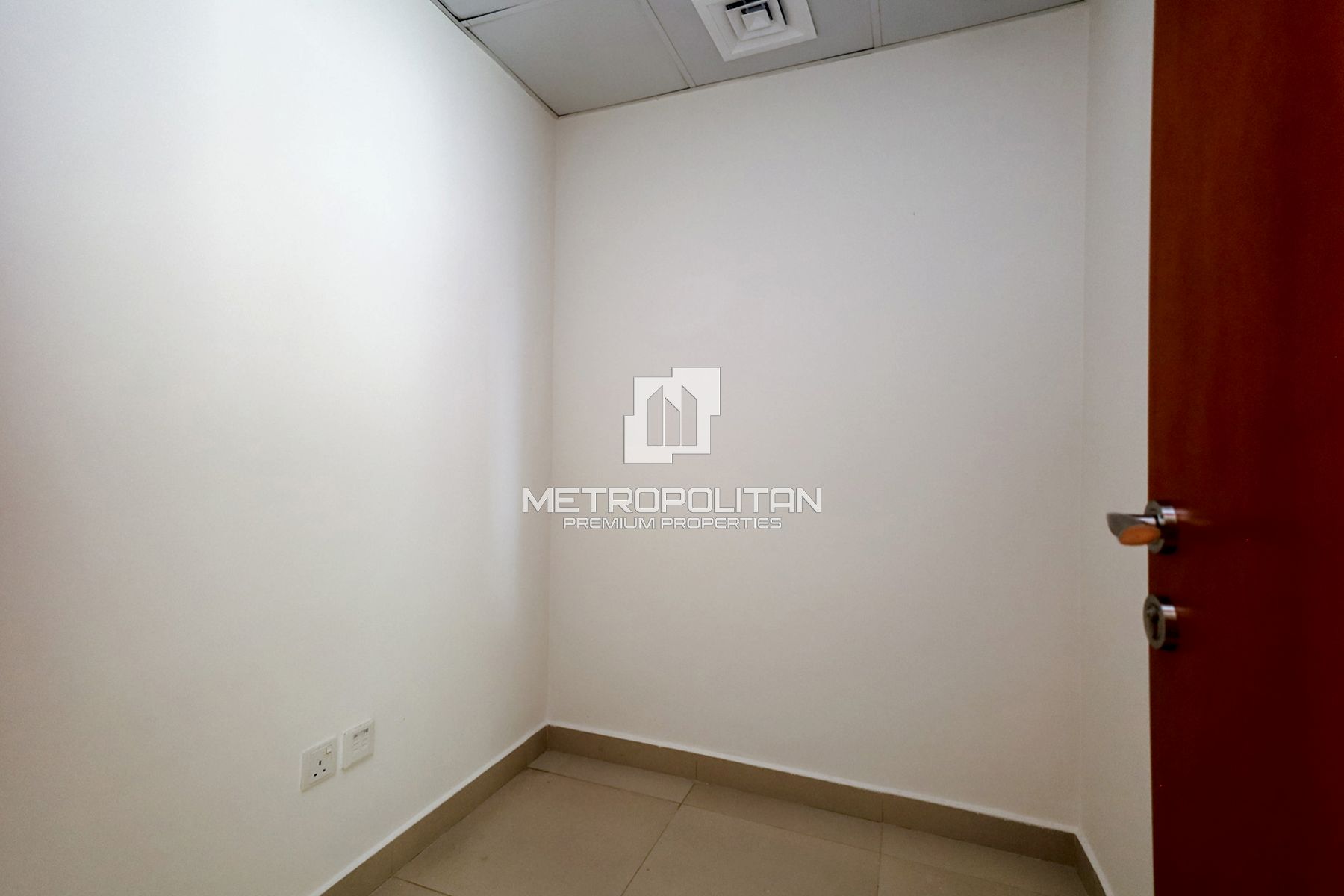 Multiple Options Available | Large Layout