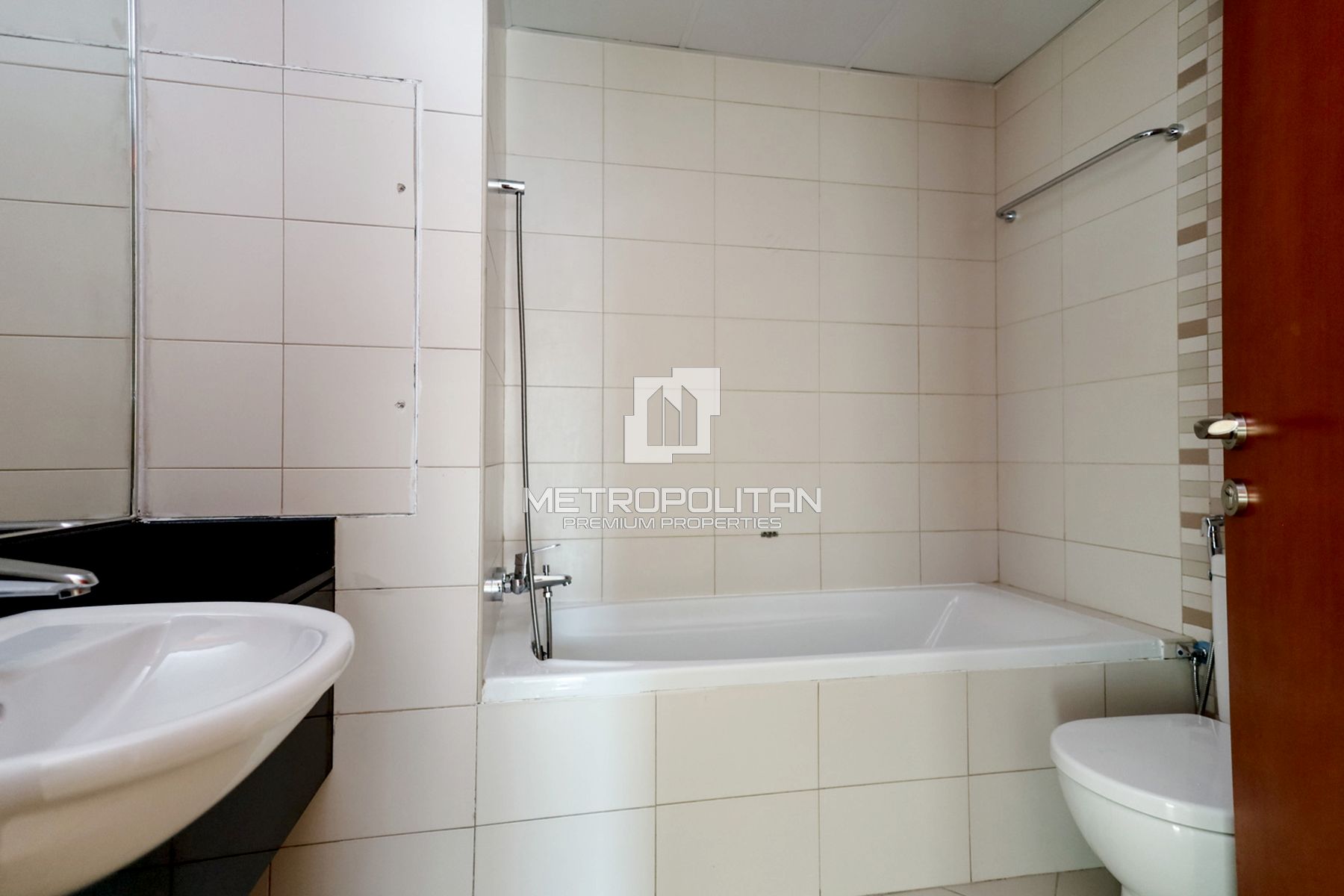 Multiple Options Available | Large Layout