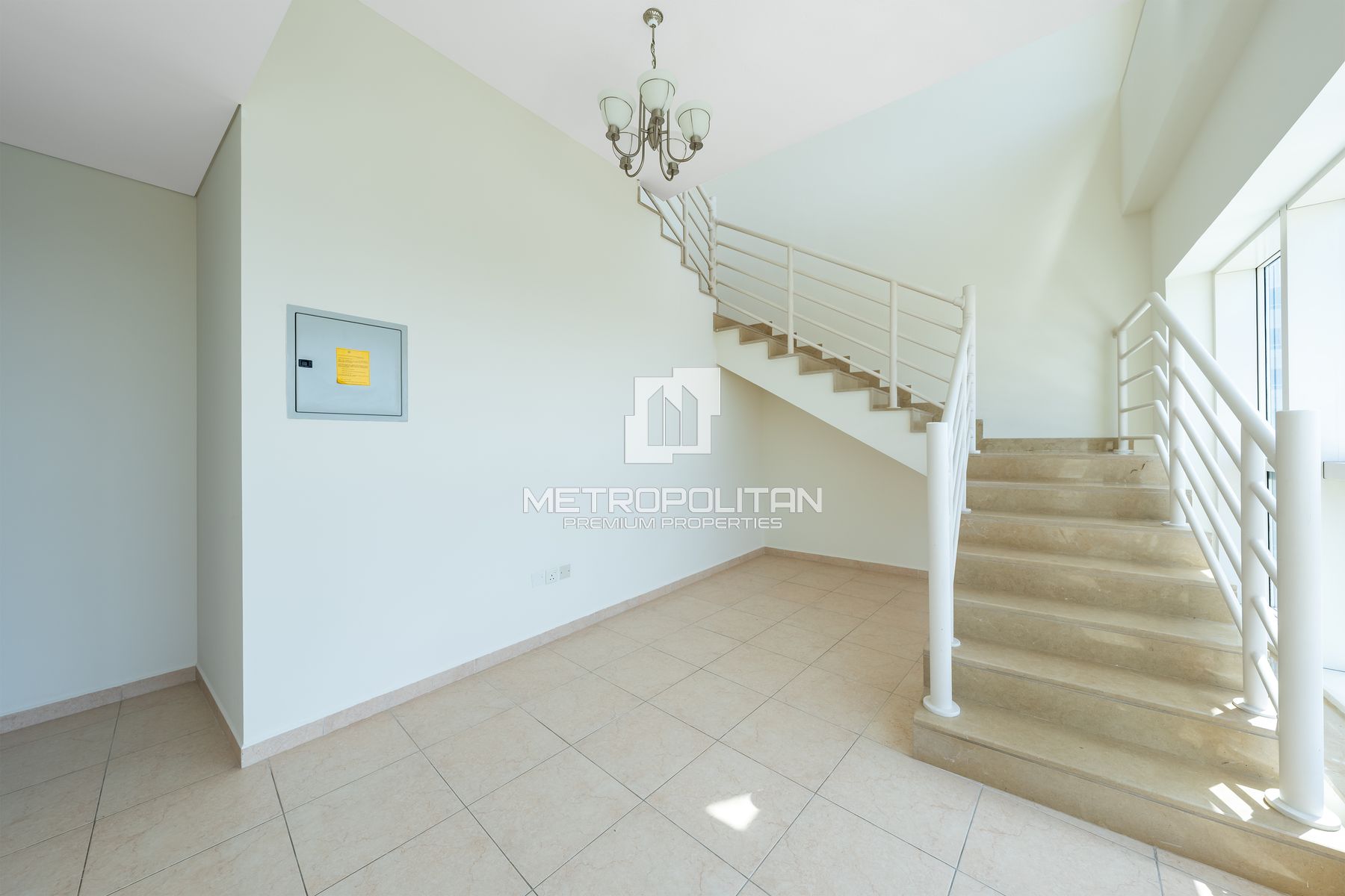 Duplex Type | Vacant | Near to Metro