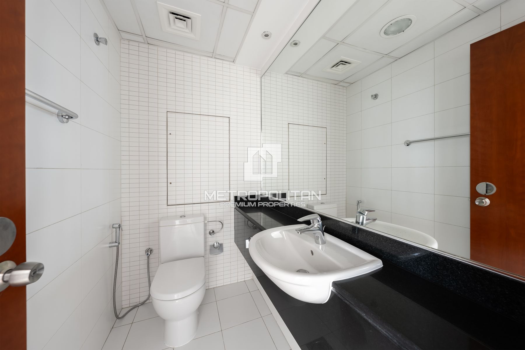 Duplex Type | Vacant | Near to Metro