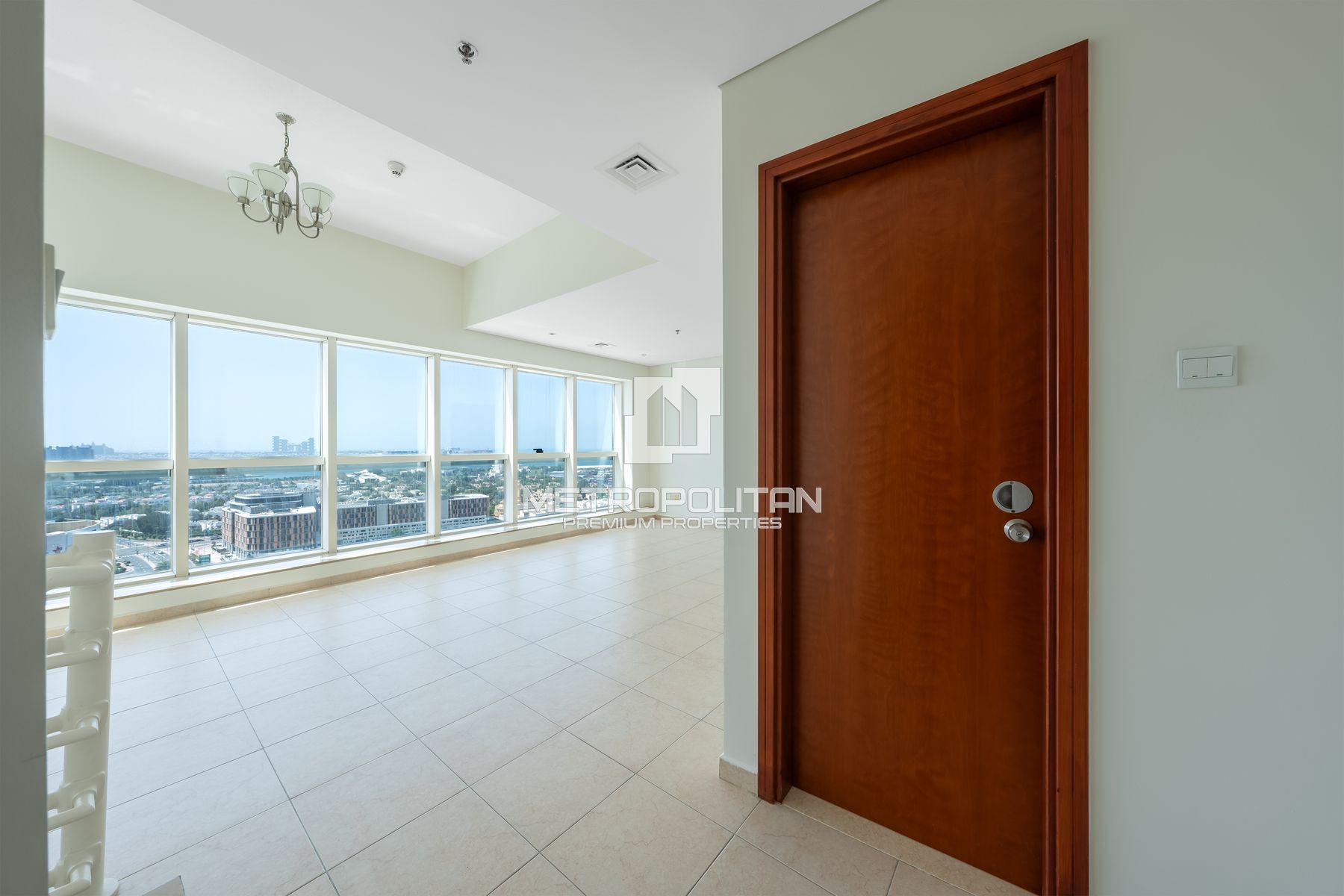 Duplex Type | Vacant | Near to Metro