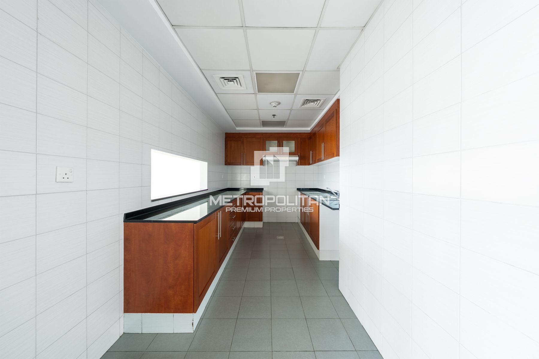 Duplex Type | Vacant | Near to Metro
