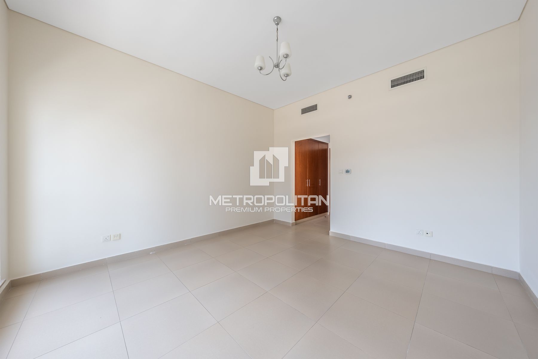 Ready to Move in |Multiple Options |Next to Metro