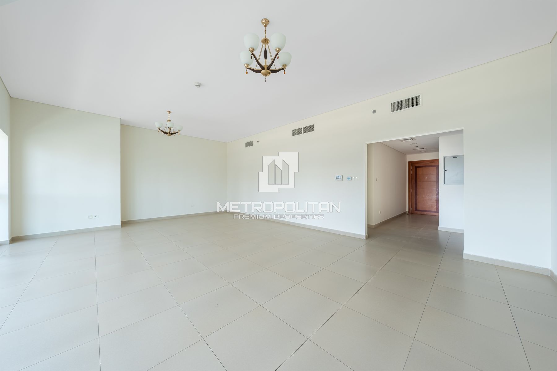 Ready to Move in |Multiple Options |Next to Metro
