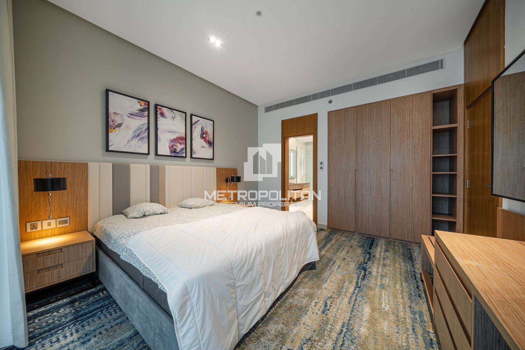 Luxury | High floor | Rare layout | Perfect view