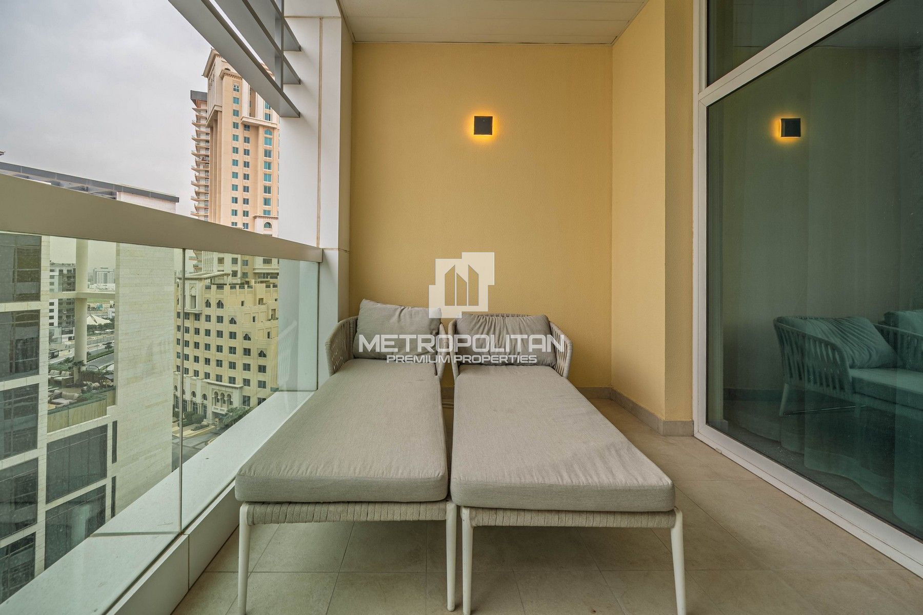 Luxury | High floor | Rare layout | Perfect view