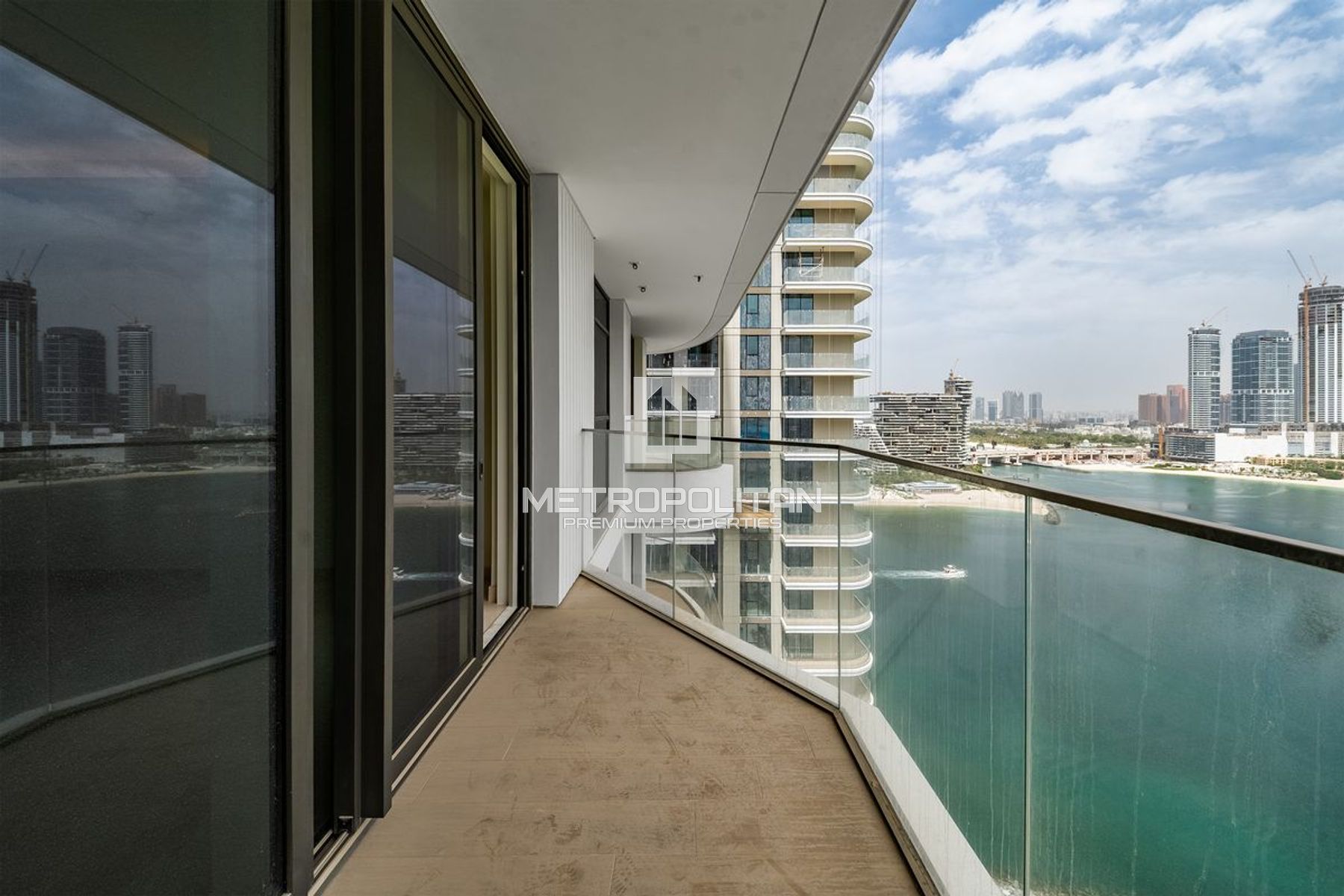Exclusive | Vacant | Beach Facing | Rare Unit