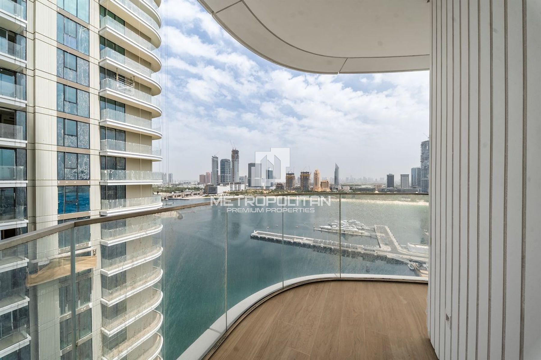Exclusive | Vacant | Beach Facing | Rare Unit