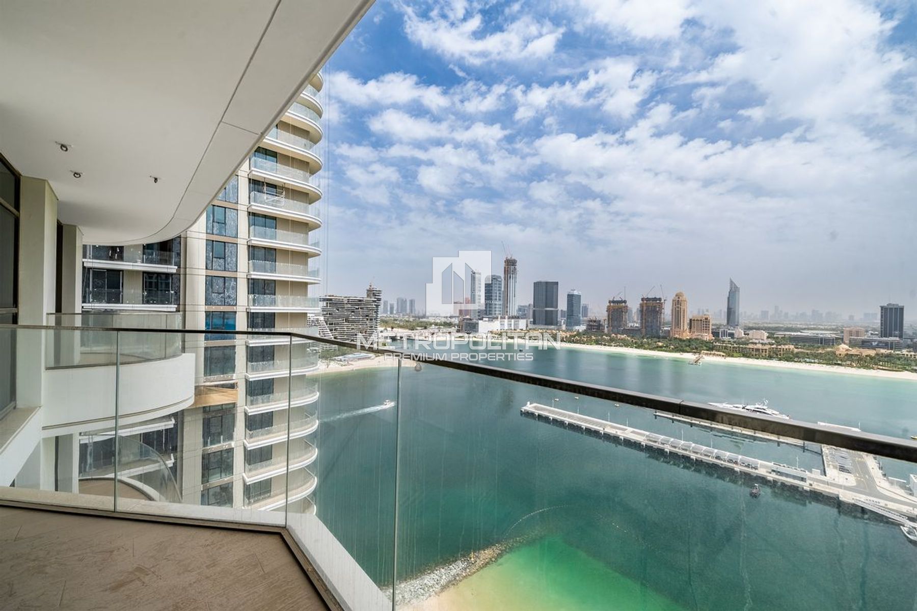 Exclusive | Vacant | Beach Facing | Rare Unit