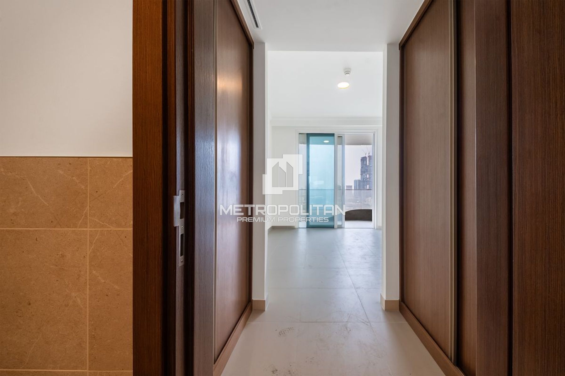 Exclusive | Vacant | Beach Facing | Rare Unit