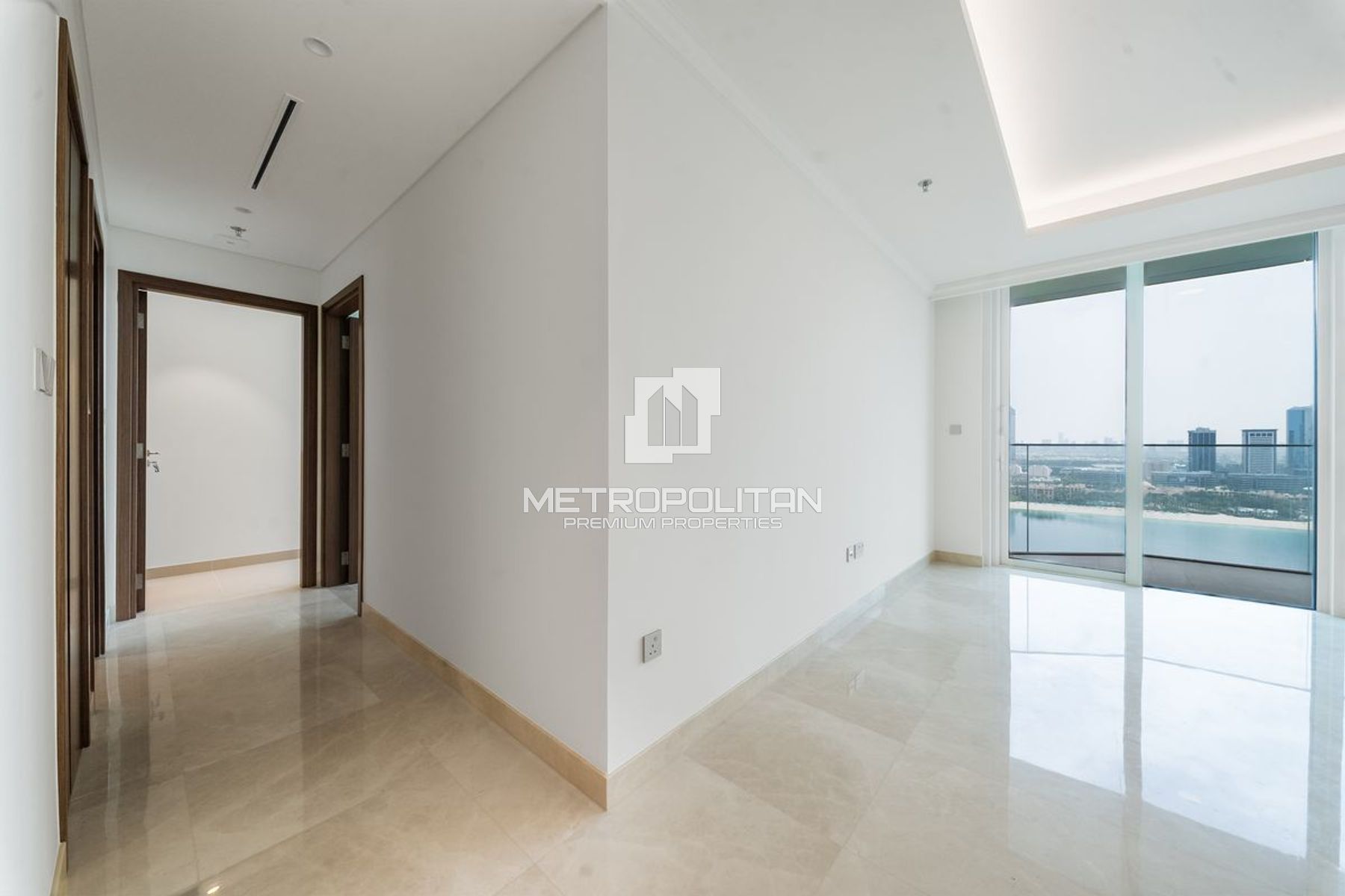 Exclusive | Vacant | Beach Facing | Rare Unit