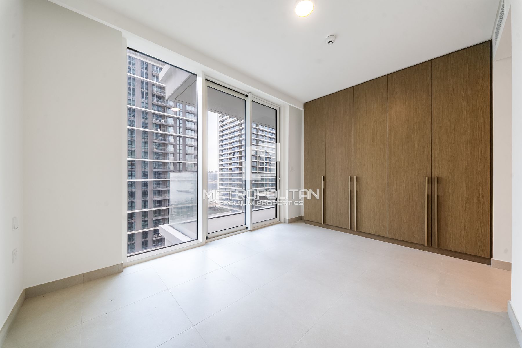 Marina and Sea View | Spacious Layout | Vacant