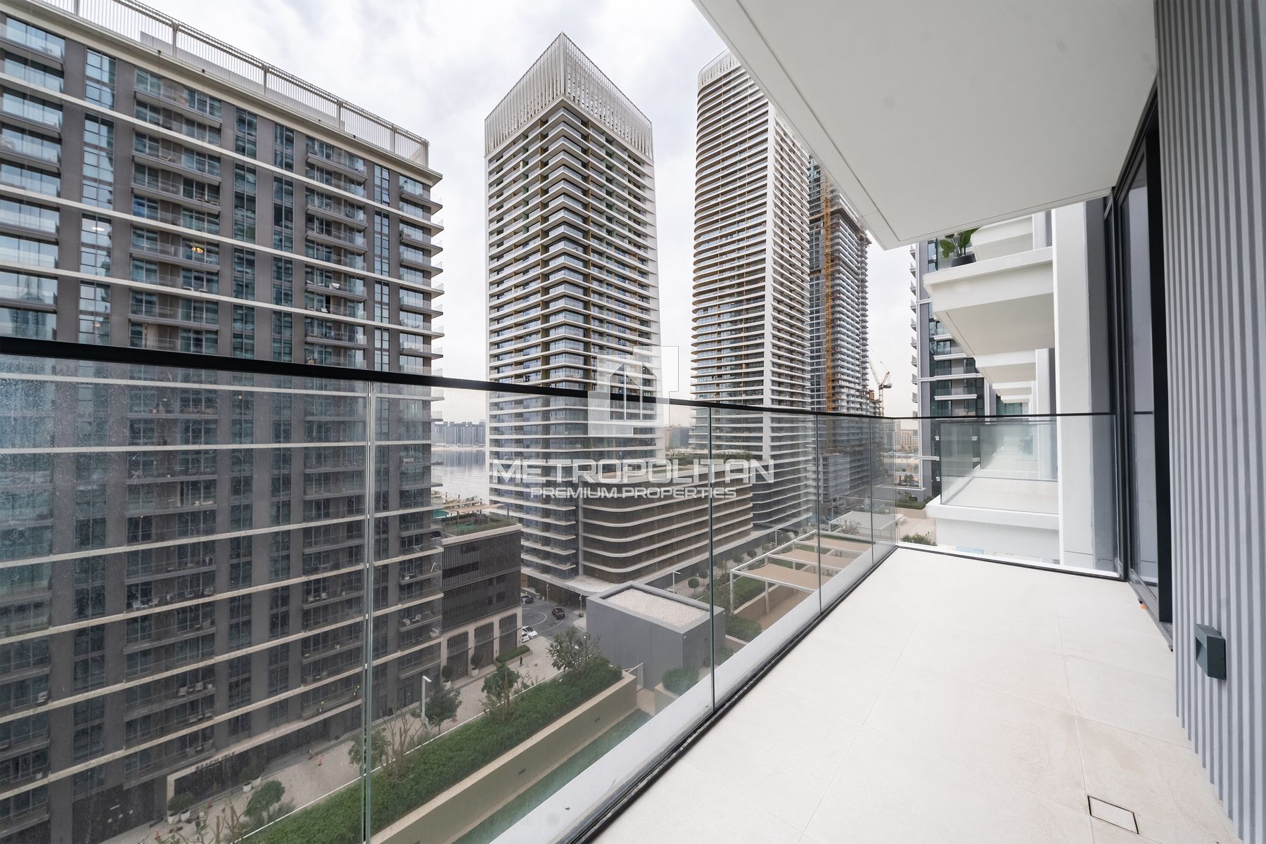 Marina and Sea View | Spacious Layout | Vacant