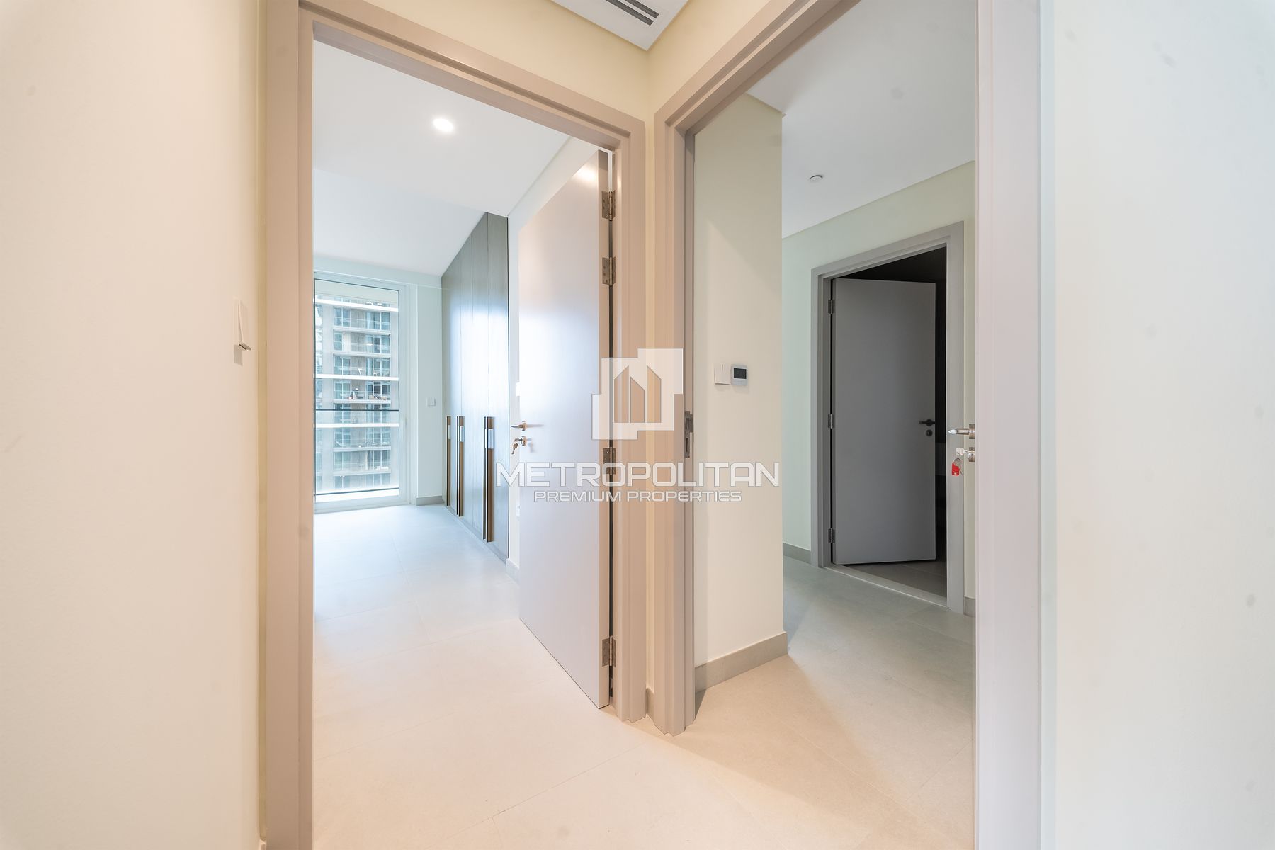 Marina and Sea View | Spacious Layout | Vacant