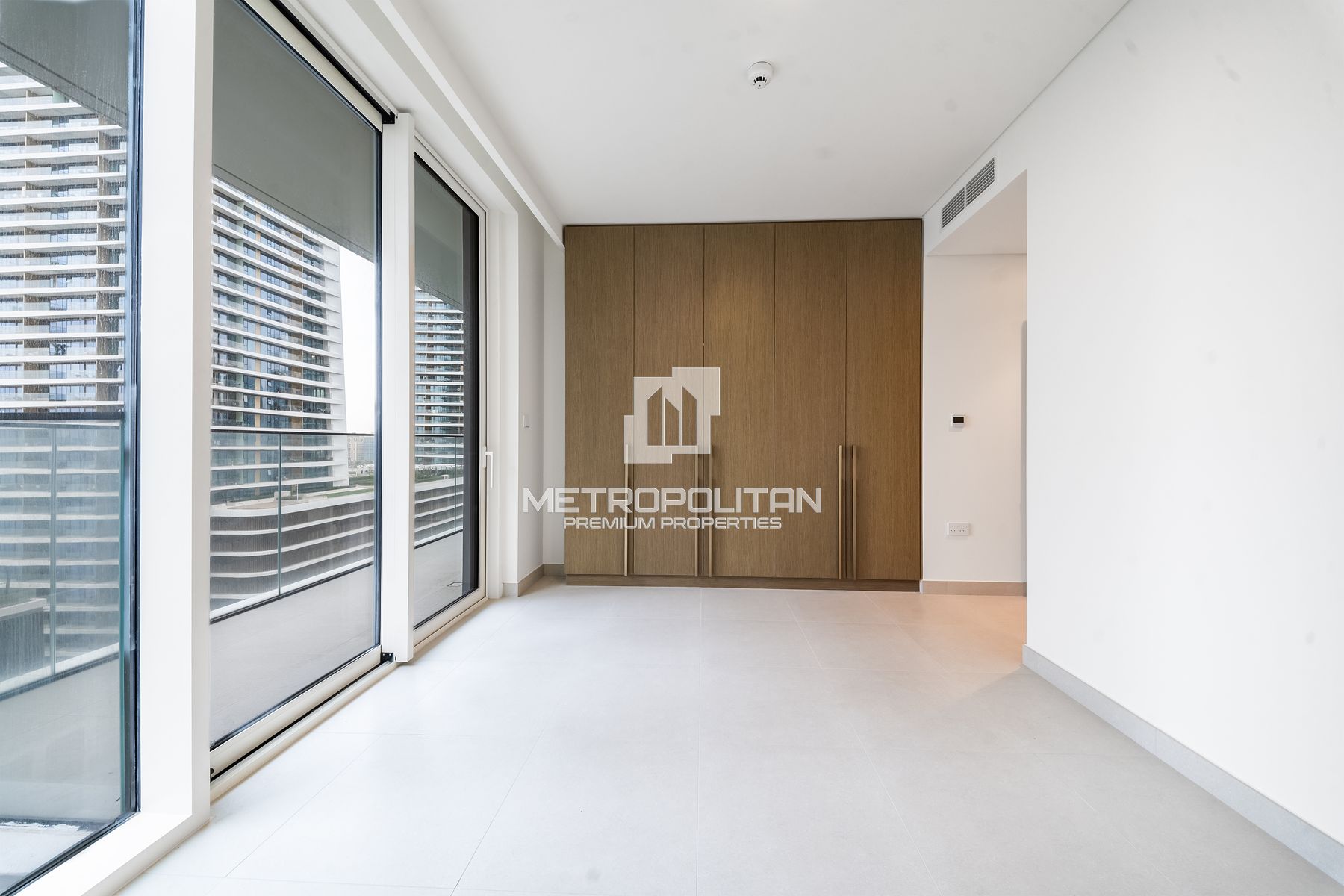 Marina and Sea View | Spacious Layout | Vacant