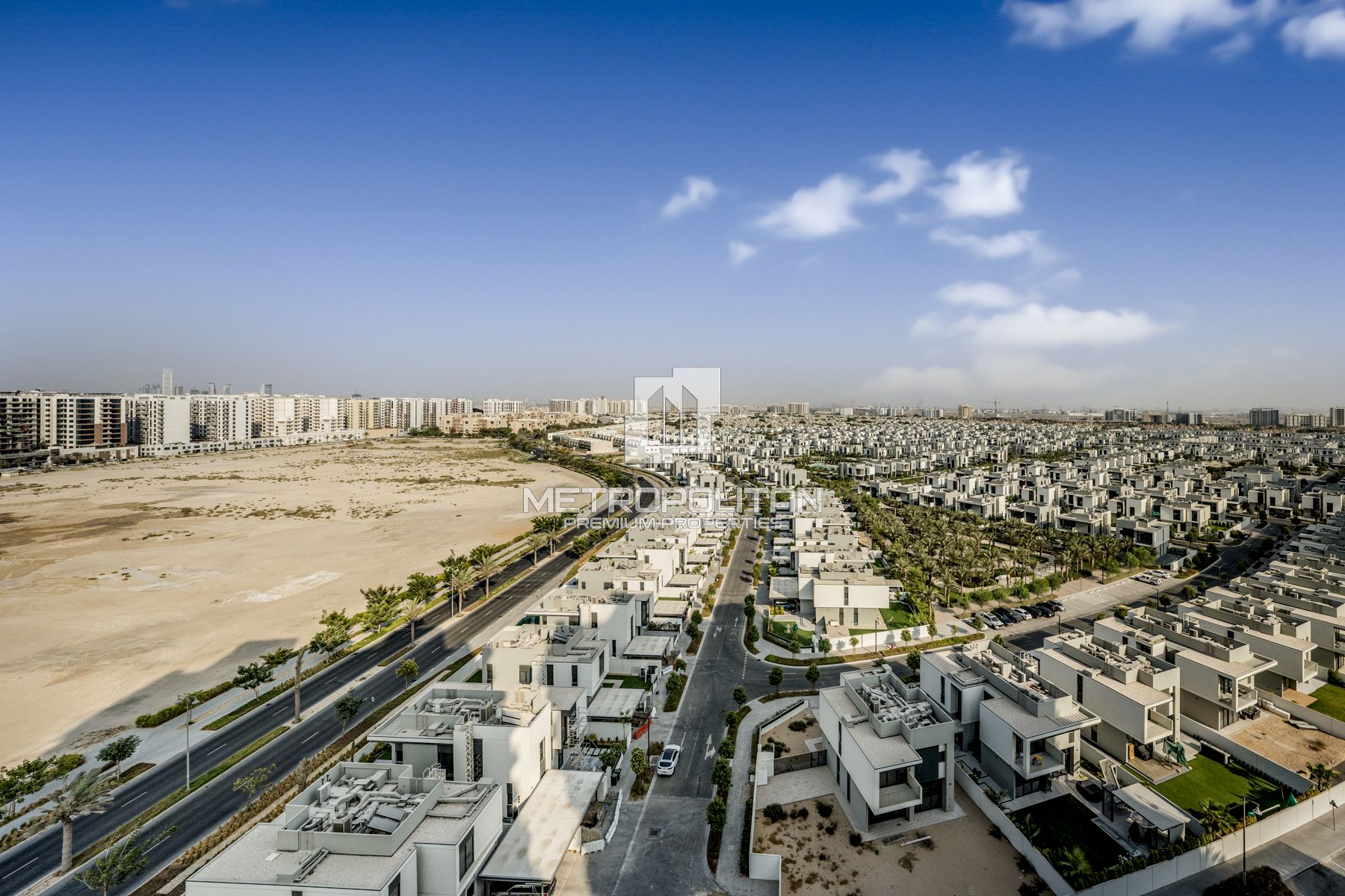 Fully Furnished | High Floor | Community View