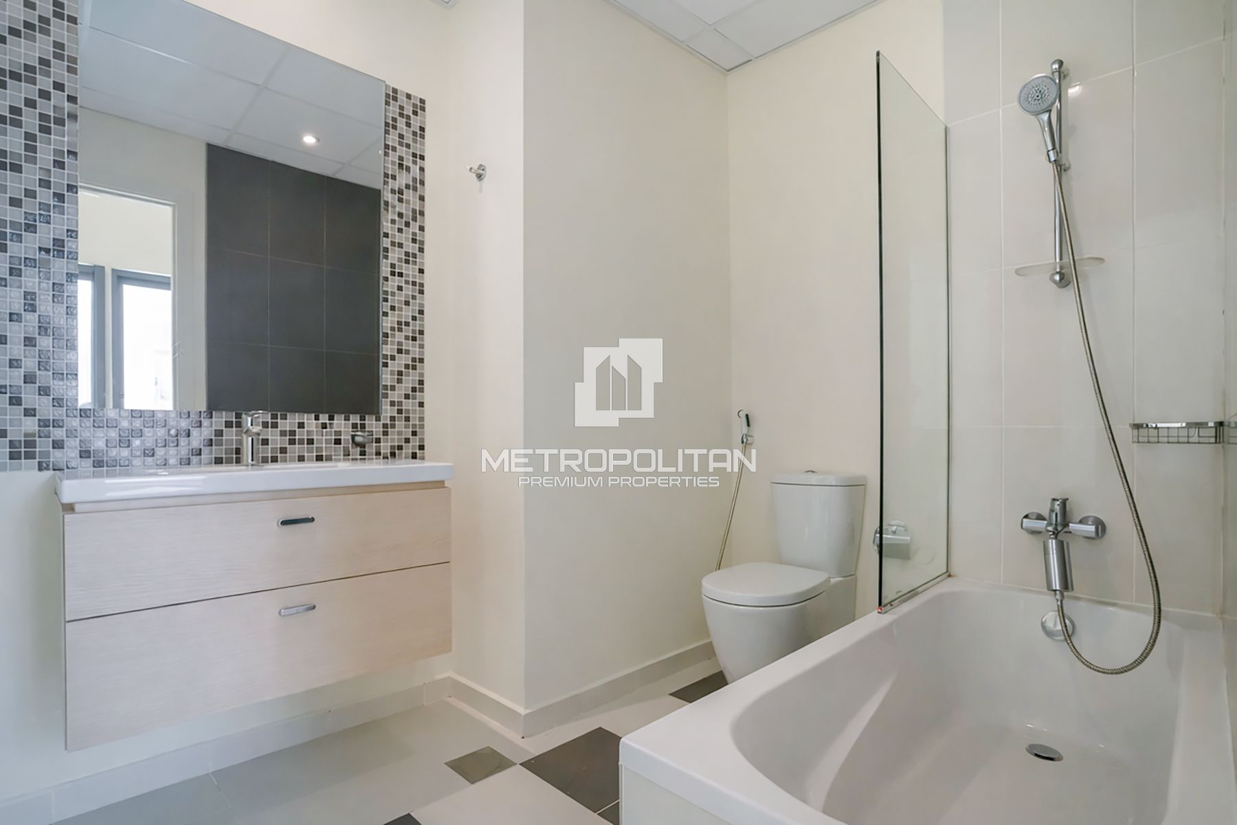 Spacious 3BR plus Maid's | Private Garden | Claret